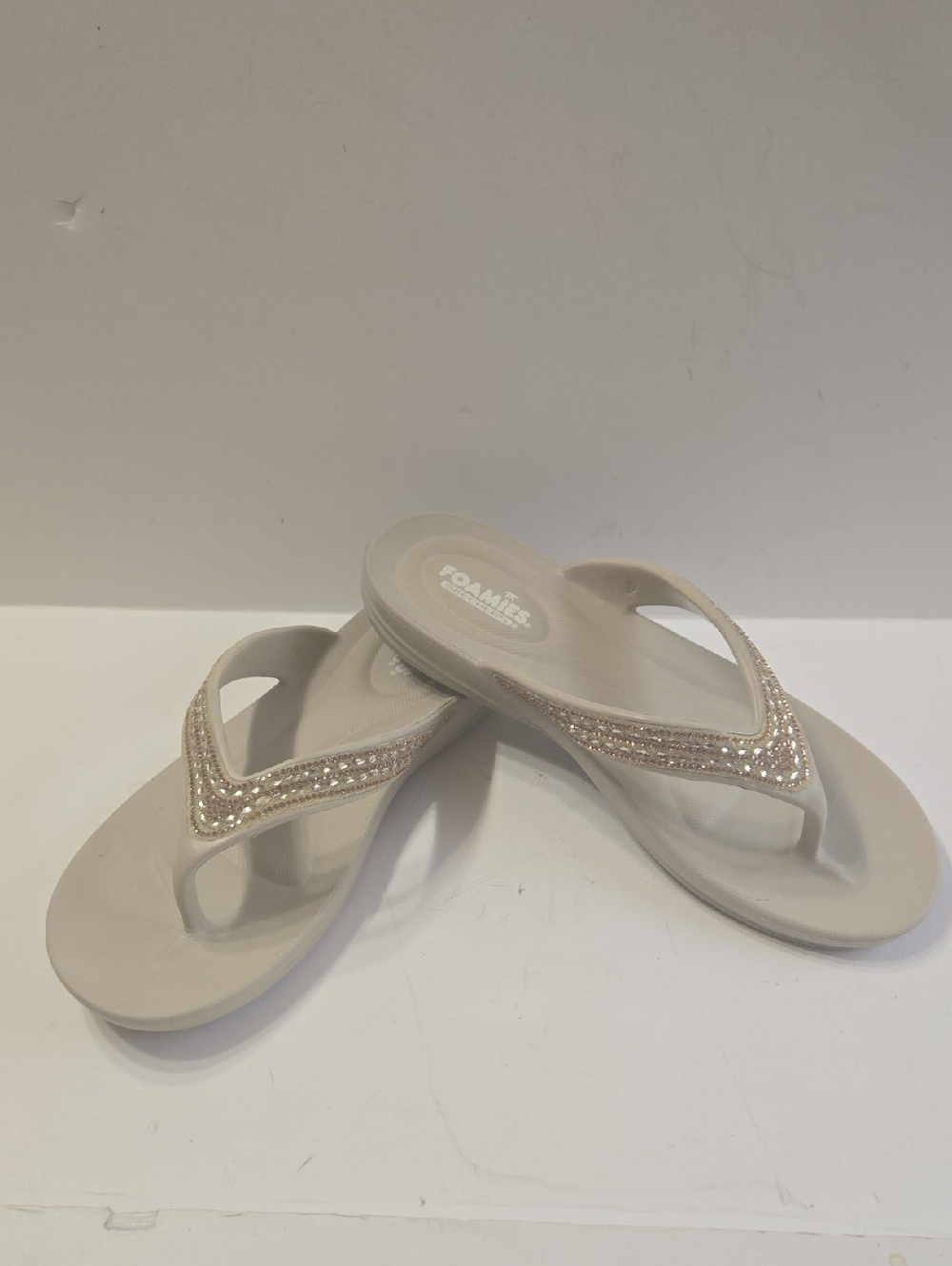 Skechers Foamies Glitzy Women's Beige Rhinestone Thong Sandals